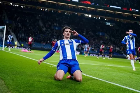 بعد 18 ثانية.. فيجا يسجل أسرع هدف لبورتو في الدوري الأوروبي